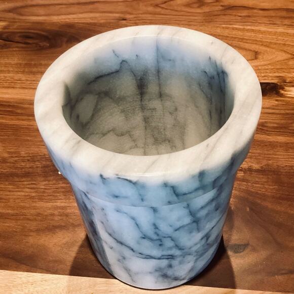 White Marble Kitchen Utensil Holder - Picture 5 of 5